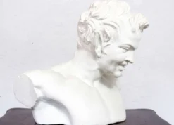 Buste de Faune en plâtre