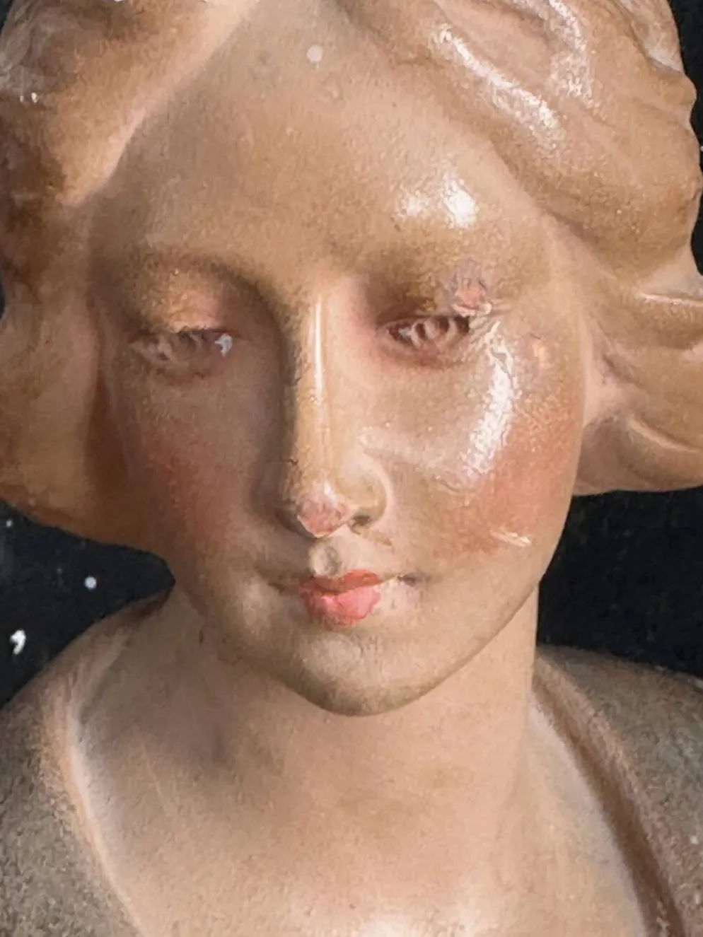 Buste de femme Art nouveau en plâtre polychrome, vers 1900