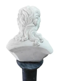Buste de femme en marbre, 20ème siècle