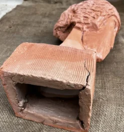 Buste de femme en terre cuite