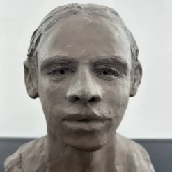 Buste de jeune aborigène