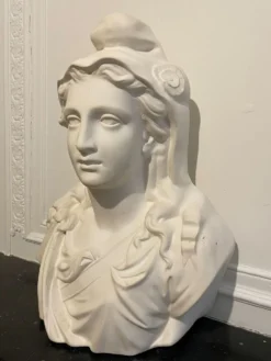 Buste de Marianne en plâtre modèle Mauger