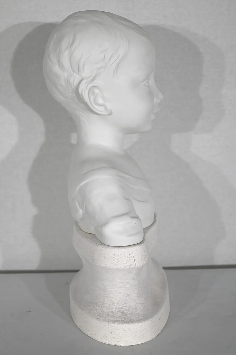 Buste d’enfant en biscuit de limoges – début xxe