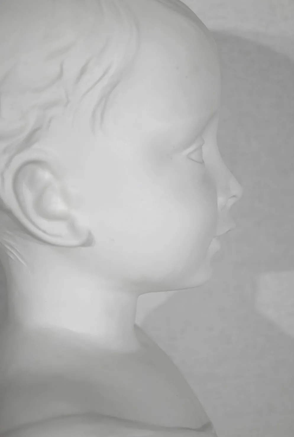 Buste d’enfant en biscuit de limoges – début xxe