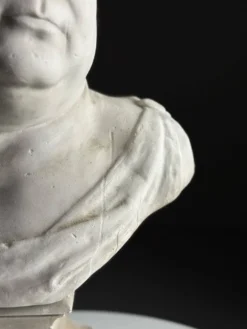 Buste de Vitellius en plâtre romain, 20e siècle.