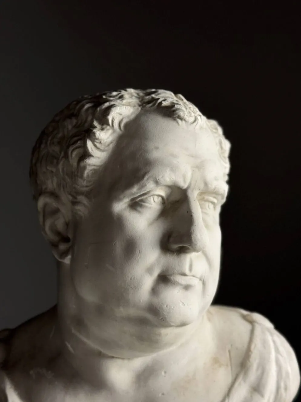 Buste de Vitellius en plâtre romain, 20e siècle.