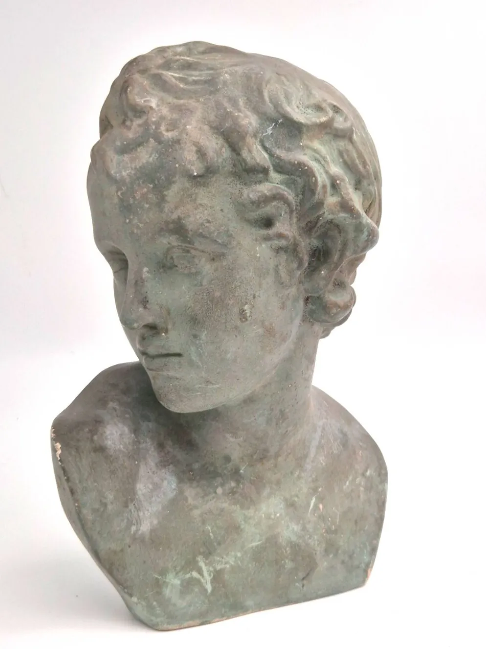 Buste d'Éros - Dieu de l'Amour, en plâtre bronzé, début du 20e siècle.