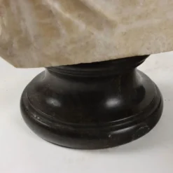 Buste d’un empereur romain en marbre blanc, Italie, XXe siècle