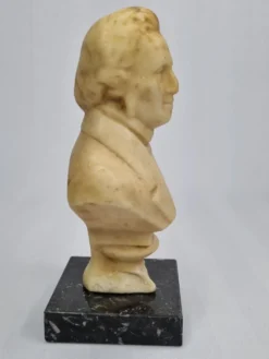 Buste en cire du compositeur Frédéric Chopin, 16 cm