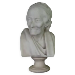 Buste en marbre, Voltaire d’après Jean Antoine Houdon, copie du XIXème siècle