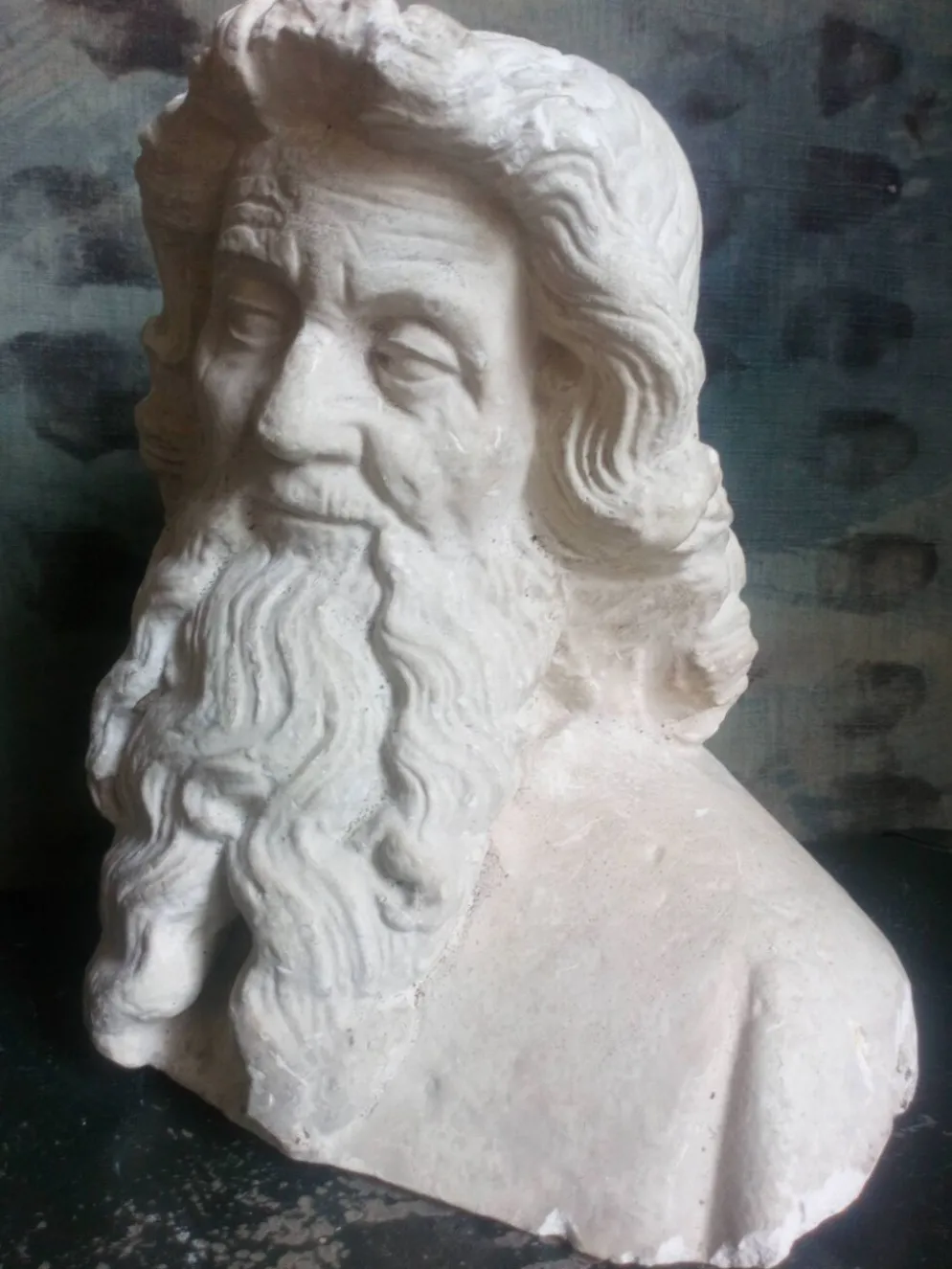 Buste en plâtre