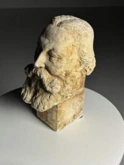 Buste en plâtre tête classique