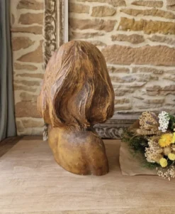 Buste en terre cuite