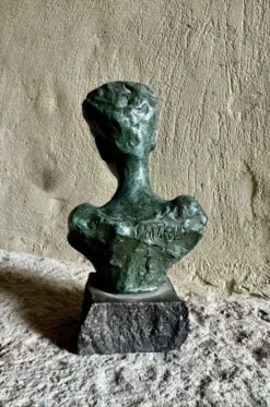 Buste femme signé Ernest Patris, (1909-1981)