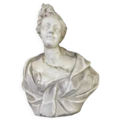 Buste féminin en marbre de Carrare, fin du XVIIIème siècle, Italie du Nord