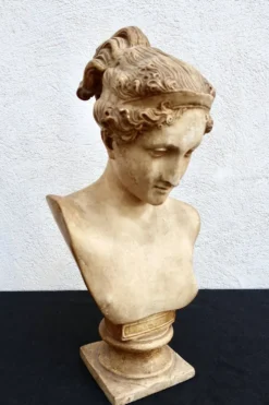 Buste à l'antique en plâtre d'après Antonio Canova, 