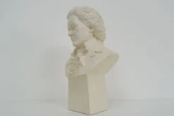 Buste sculpture en plâtre du milieu du siècle de Ludwig van Beethoven, vers 1950