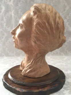 Buste sculpture en terre crue d'atelier visage de femme art design 1950