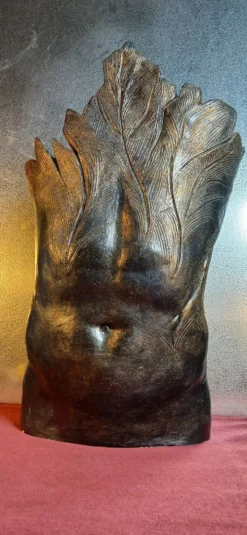 Buste signé 