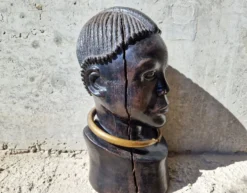 Buste tribal africain en ébène