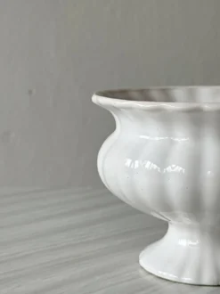 Cache-pot céramique blanche godronné