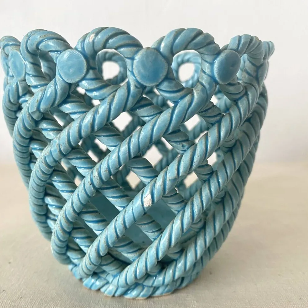 Cache pot en céramique tressée années 60