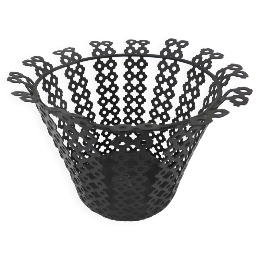Cache pot en métal perforé noir années 50 60