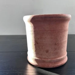 Cache pot en terre cuite