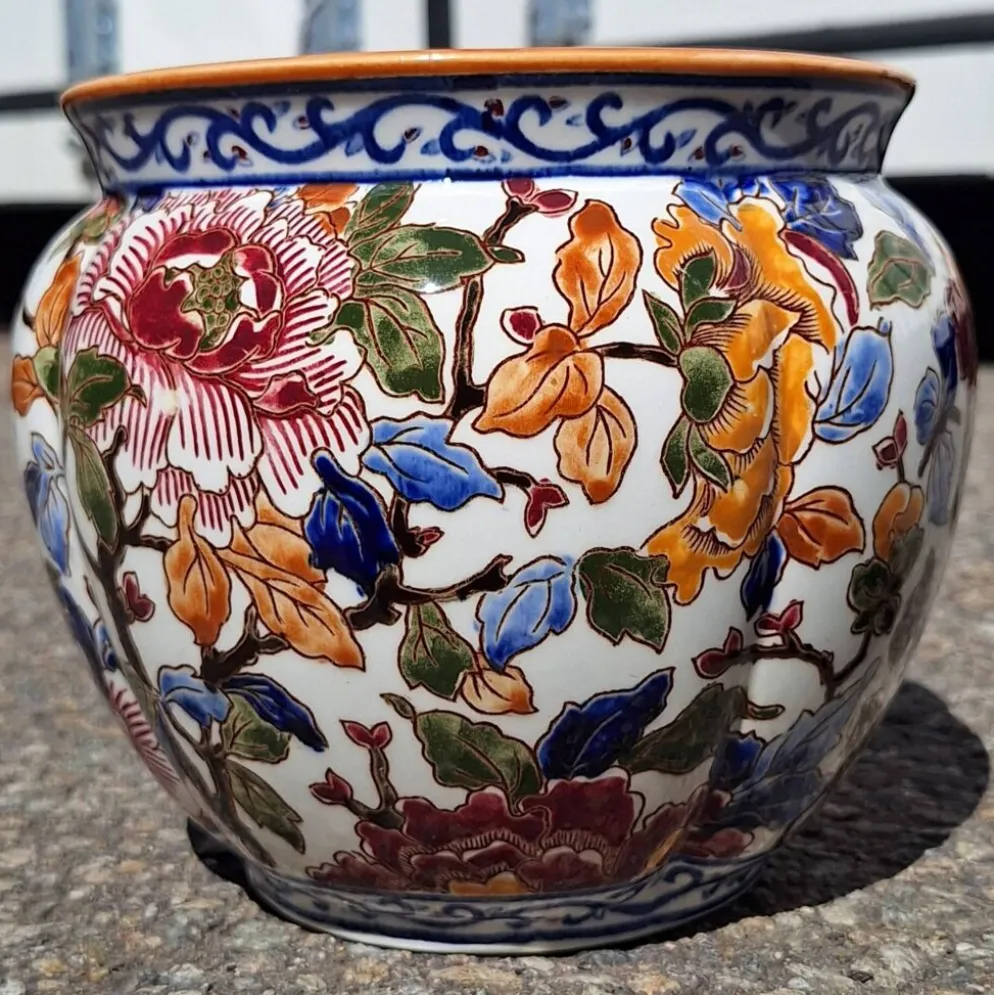 Cache Pot faïencerie de Gien modèle pivoine