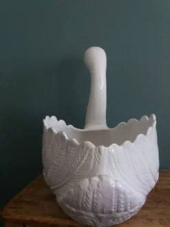 Cache pot jardinière cygne 34 cm