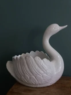 Cache pot jardinière cygne 34 cm
