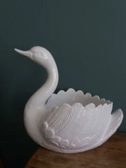 Cache pot jardinière cygne 34 cm