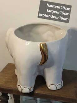 Cache pot éléphant