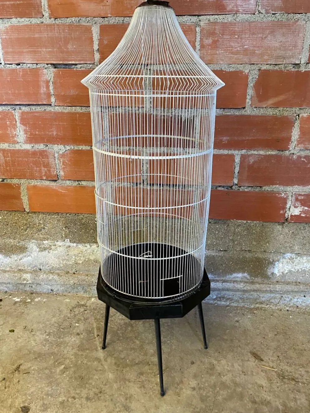 Cage a oiseaux ancienne metal noir & blanc sur pieds deco vintage