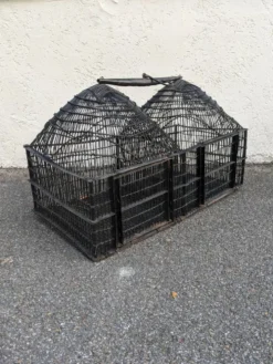 Cage double à oiseaux fer noir ancienne décoration campagne dômes ethnique