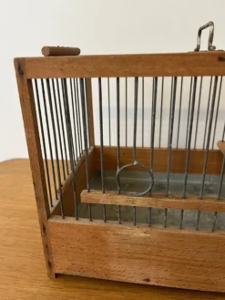 Cage oiseau en bois ancienne