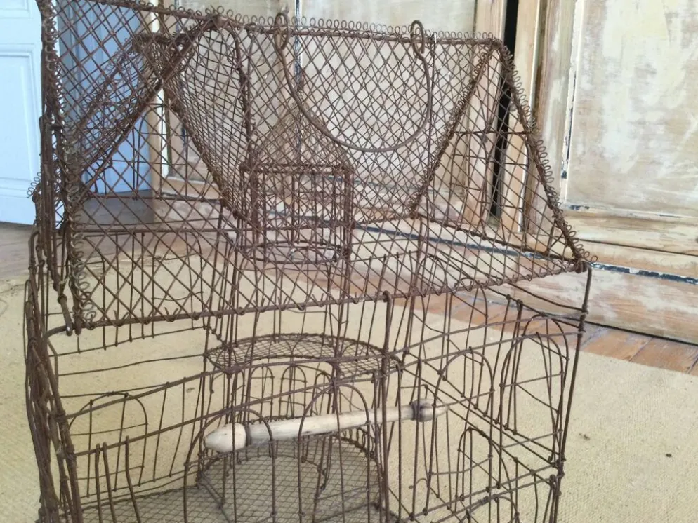 Cage à oiseaux artisanale en fil de fer