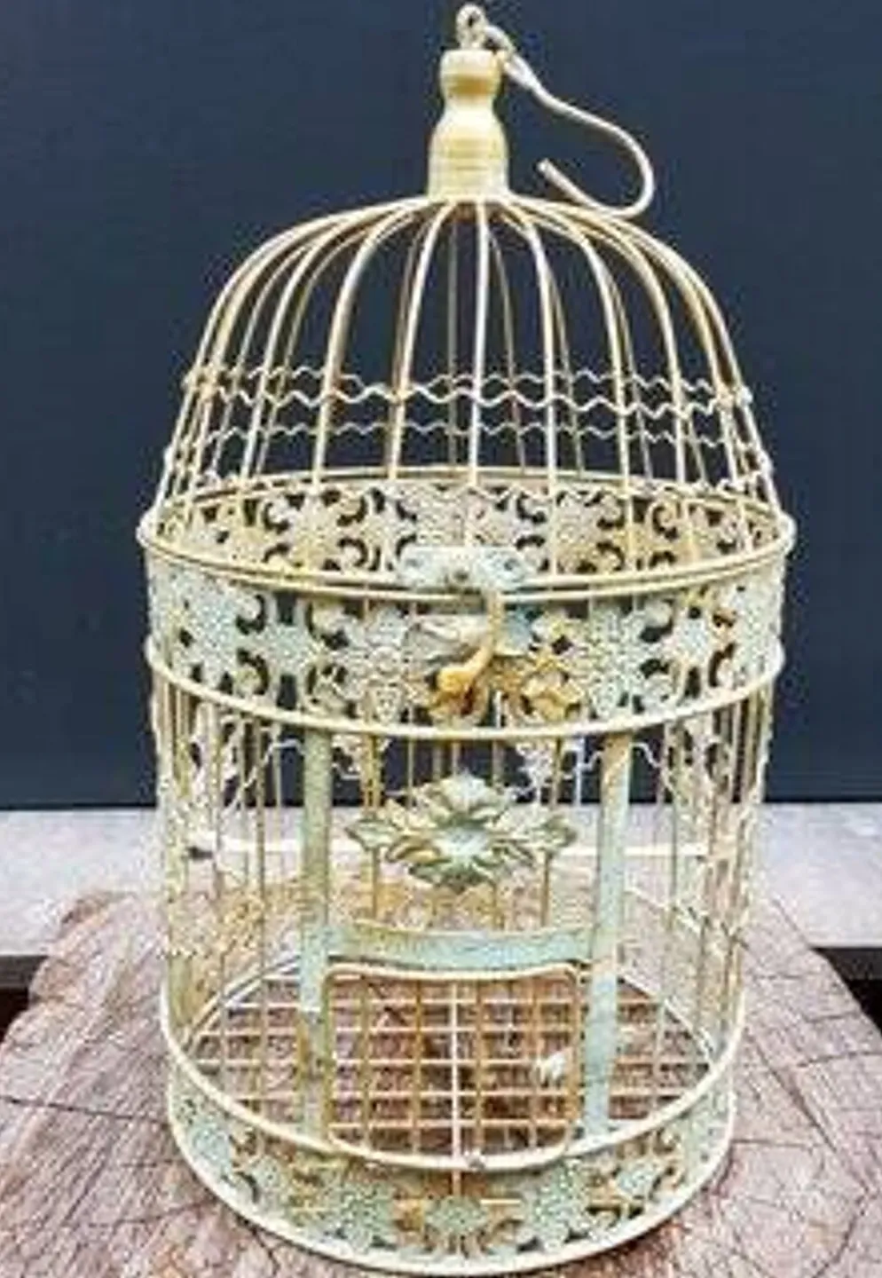 Cage à oiseaux classique en métal