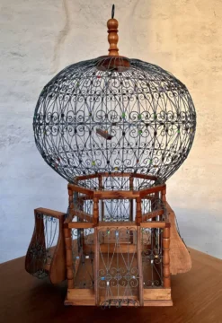 Cage à oiseaux en bois