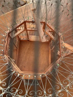 Cage à oiseaux en bois