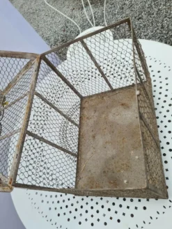 Cage à oiseaux en fer