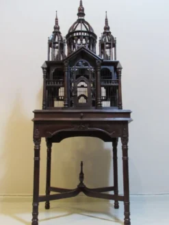Cage à oiseaux par Maitland Smith