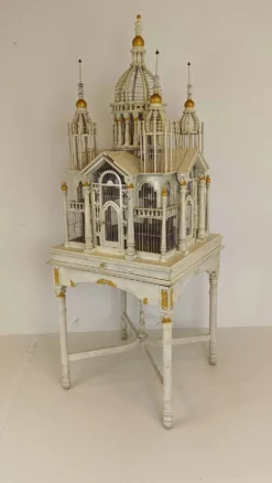 Cage à oiseaux victorienne française du milieu du siècle