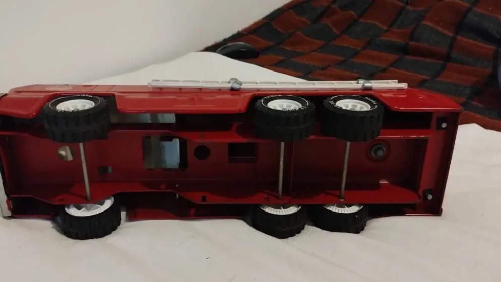 Camion de pompier "tonka"
