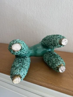 Caniche spaghetti en céramique mid-century