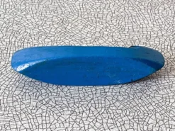Canoë ou pirogue en bois, jouet ancien