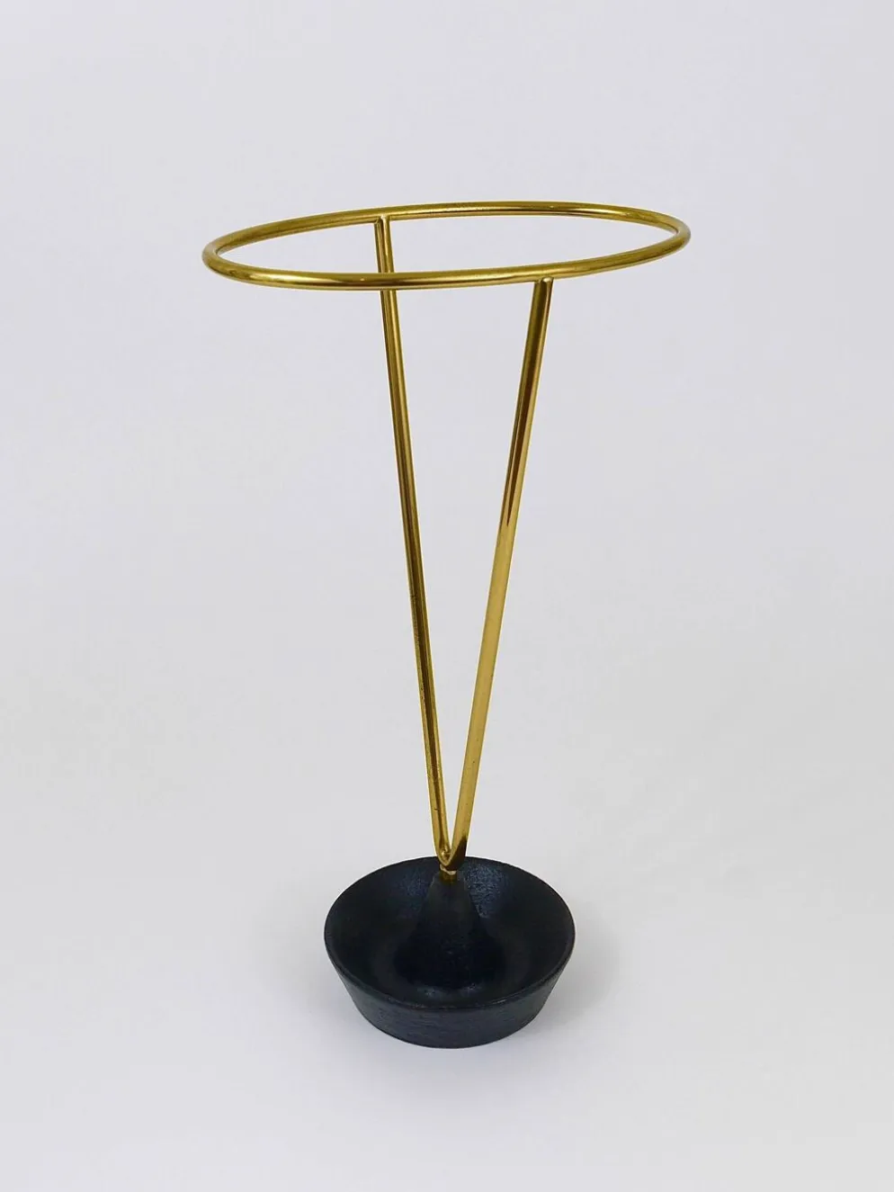 Carl Auböck Porte-Parapluie en Laiton et Fonte du Milieu du Siècle, Autriche, Années 1950