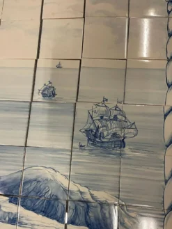 280 carreaux d'azulejos peints à la main / Henri le Navigateur par C. Constantia / Jorge Gardoso 1996 / Portugal