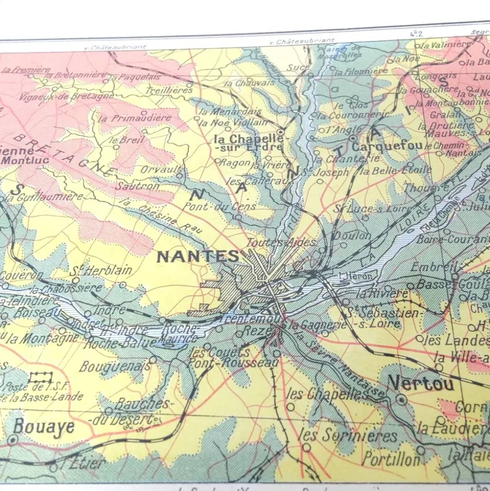 Carte Bretagne et estuaire Loire 43x43cm vintage de 1950