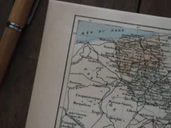 Carte du Nord, France. Antiquité imprimée en 1889.